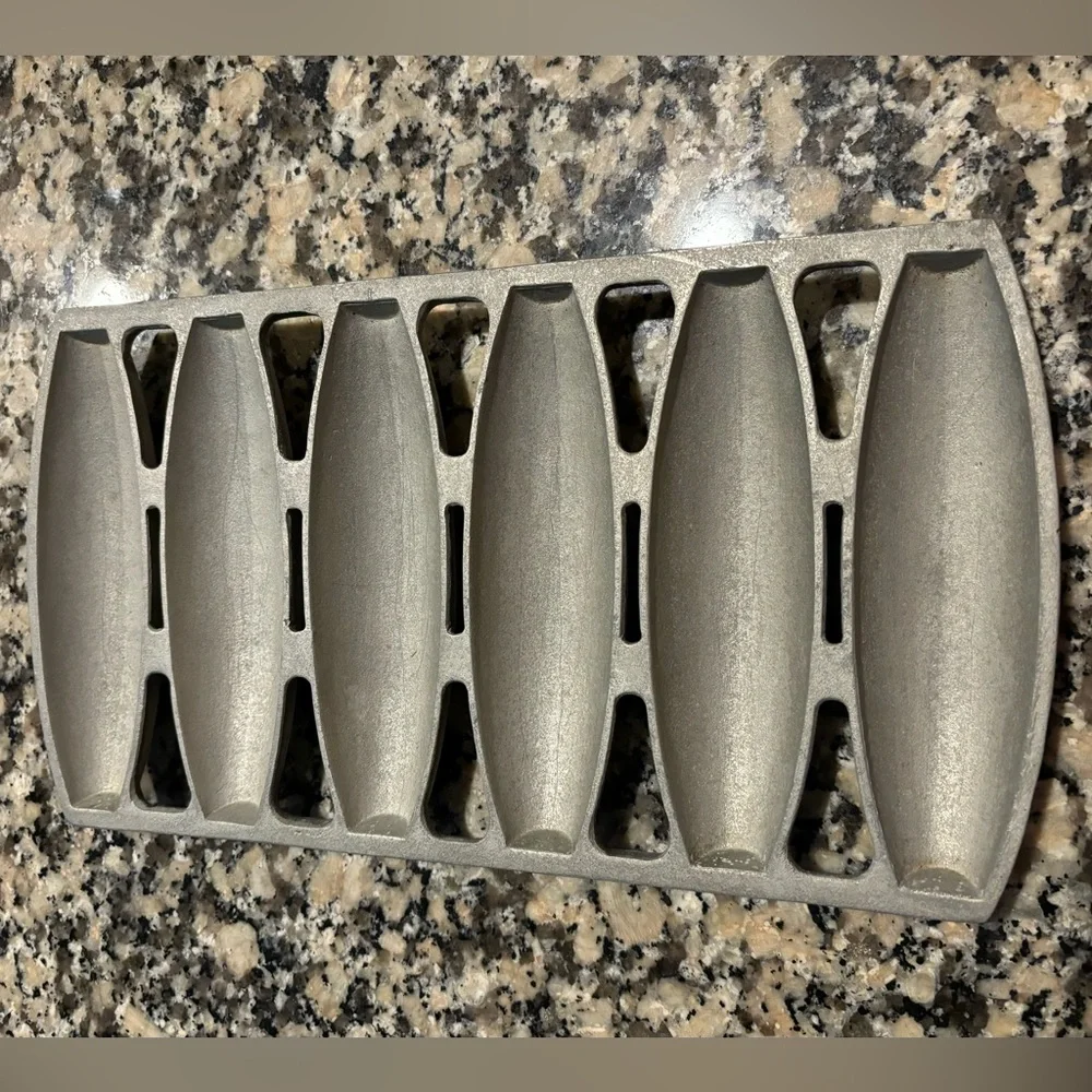 Wagner #6 Vienna Roll Pan Type I Ghost H markings